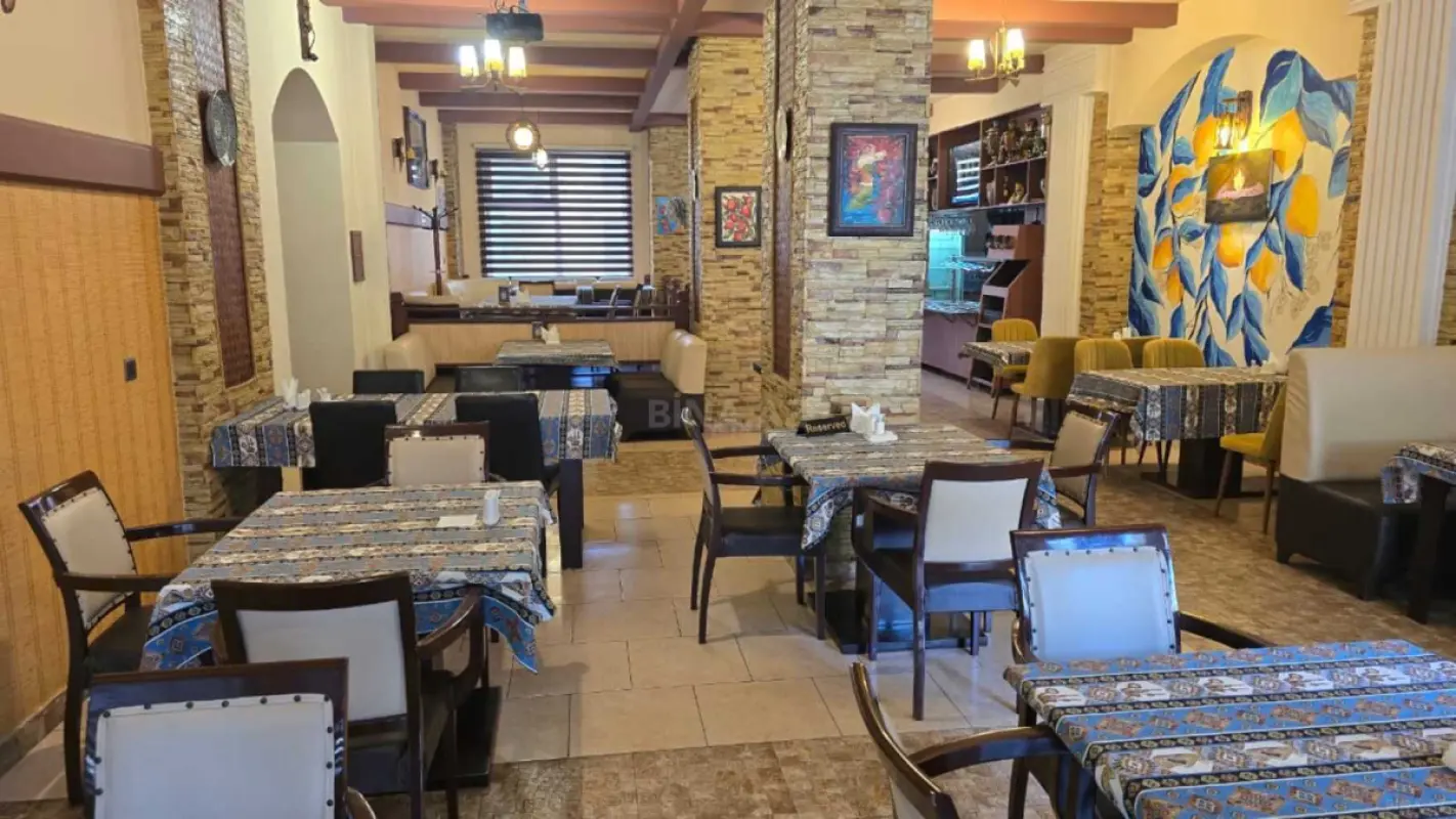 Satılır obyekt 160 m²
