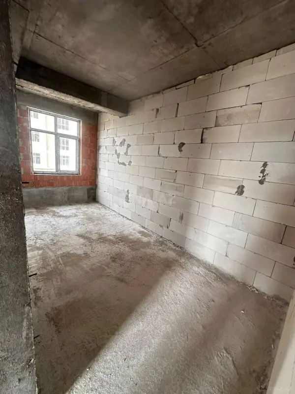 Satılır 3 otaqlı mənzil 100 m²