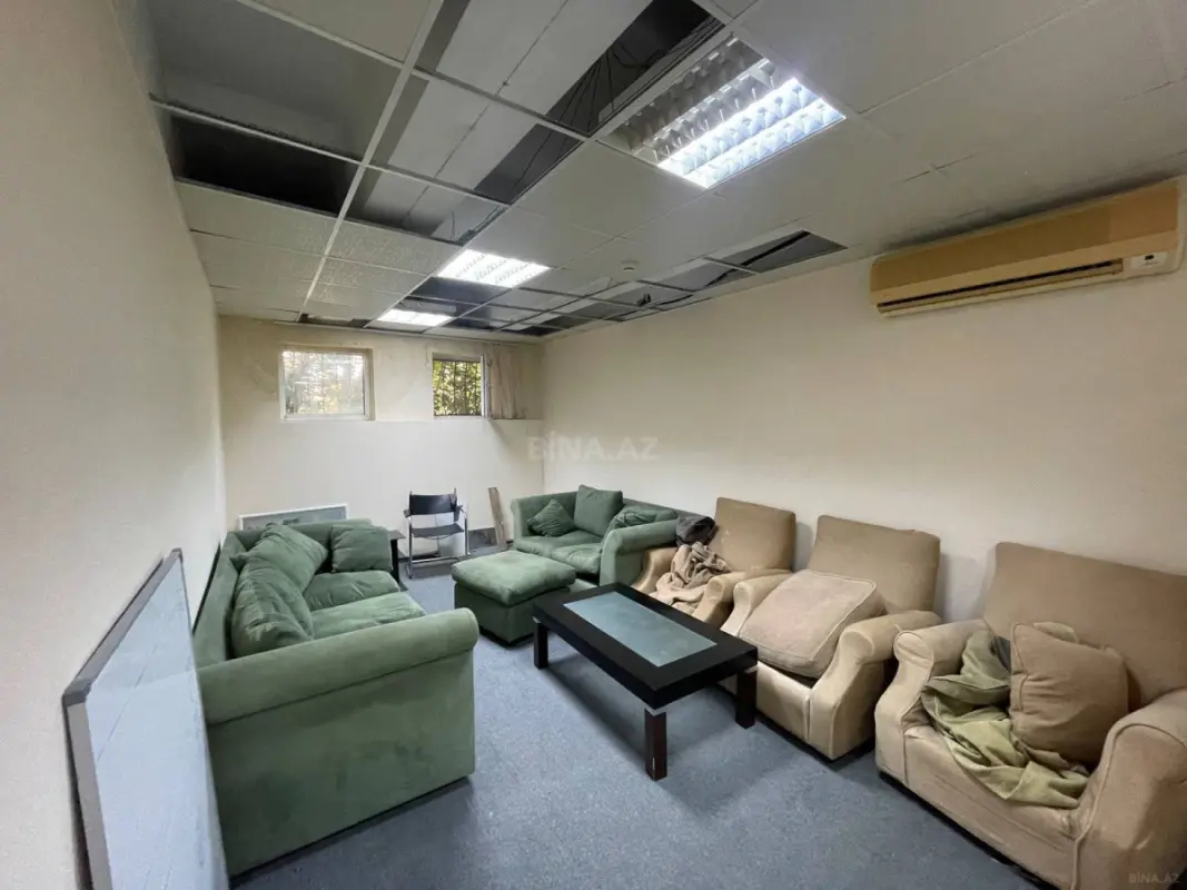 Kirayə verilir 2 otaqlı ofis 75 m²