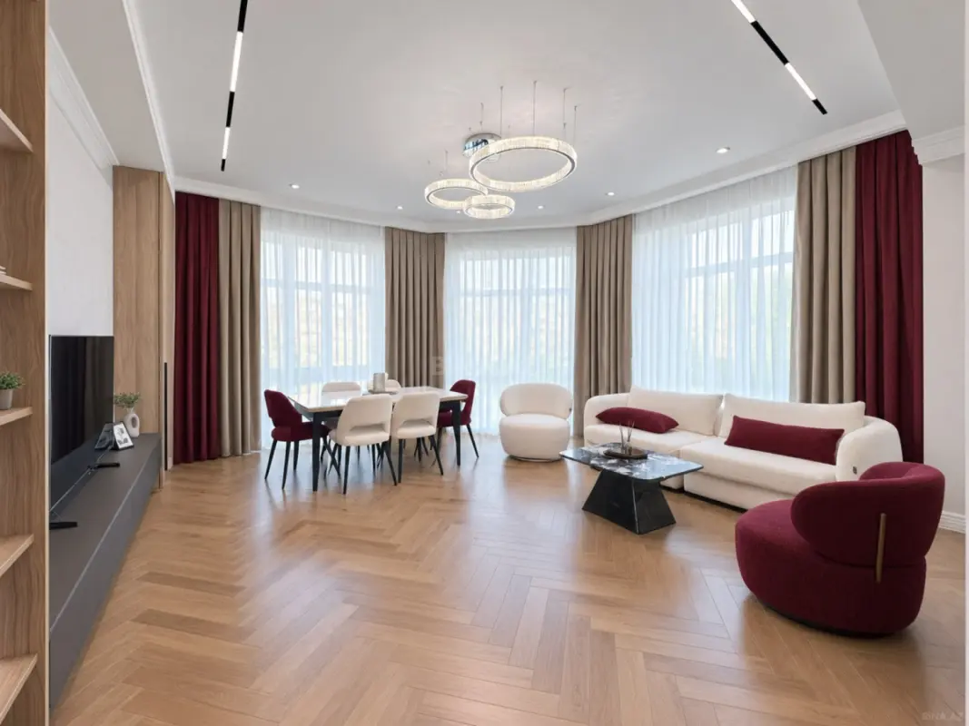 Satılır 3 otaqlı mənzil 127 m²
