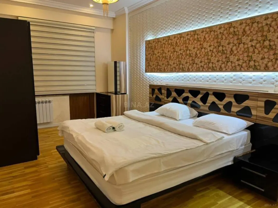 Kirayə verilir 3 otaqlı mənzil 120 m²