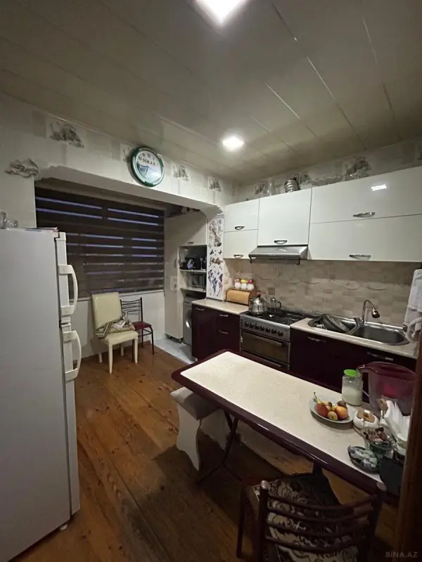 Satılır 2 otaqlı mənzil 56 m²
