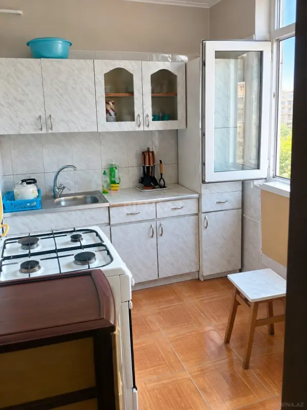 Kirayə verilir 2 otaqlı mənzil 40 m²