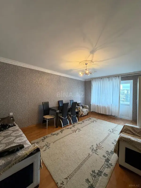 Kirayə verilir 2 otaqlı mənzil 61 m²