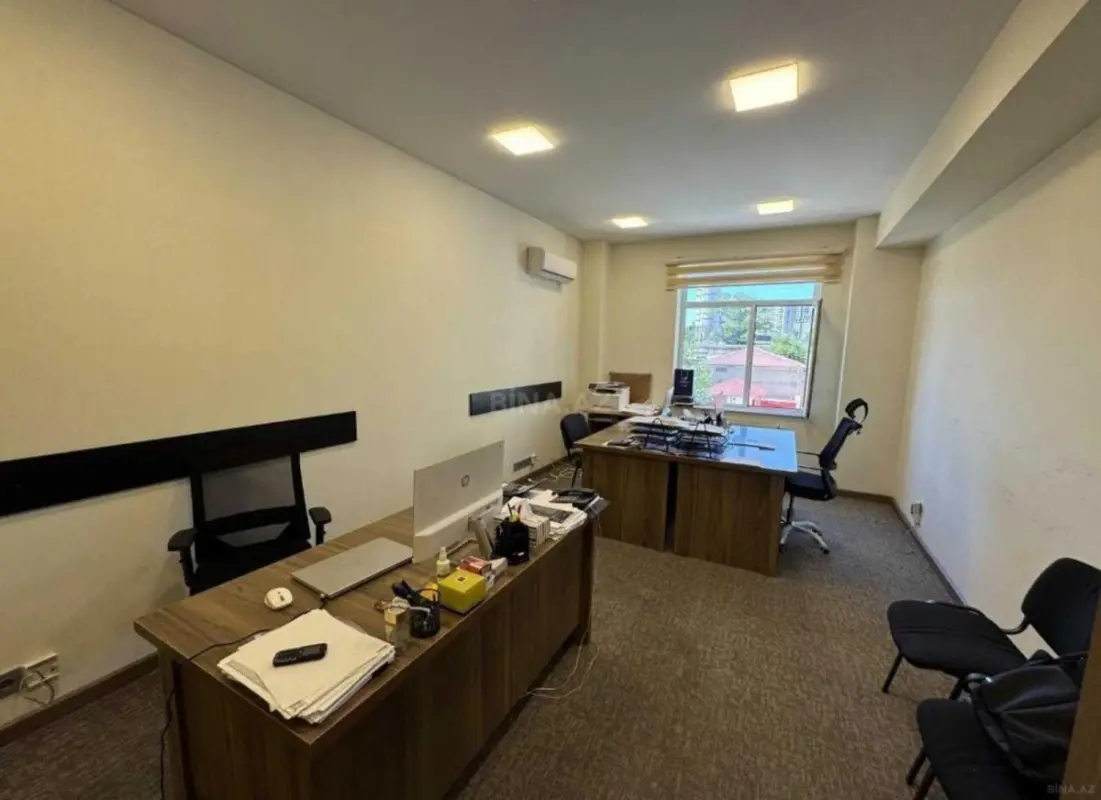 Kirayə verilir 5 otaqlı ofis 260 m²