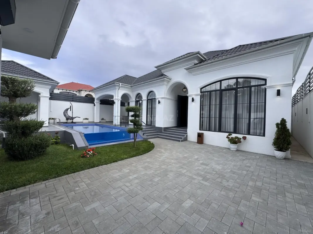 Satılır 4 otaqlı həyət evi 200 m²