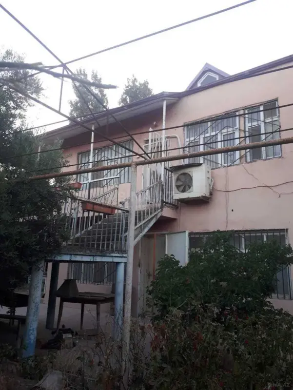 Satılır 6 otaqlı həyət evi 7 m²