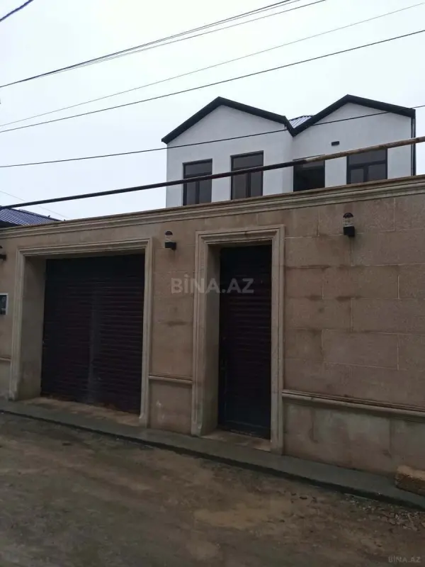 Satılır 4 otaqlı həyət evi 125 m²