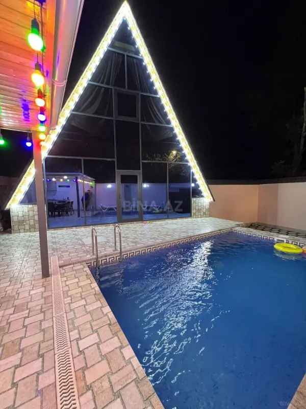Satılır 4 otaqlı həyət evi 160 m²