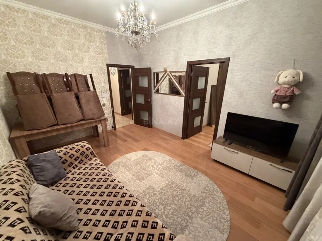 Satılır 3 otaqlı mənzil 60 m²
