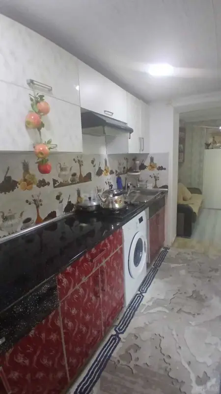 Satılır 4 otaqlı mənzil 94 m²