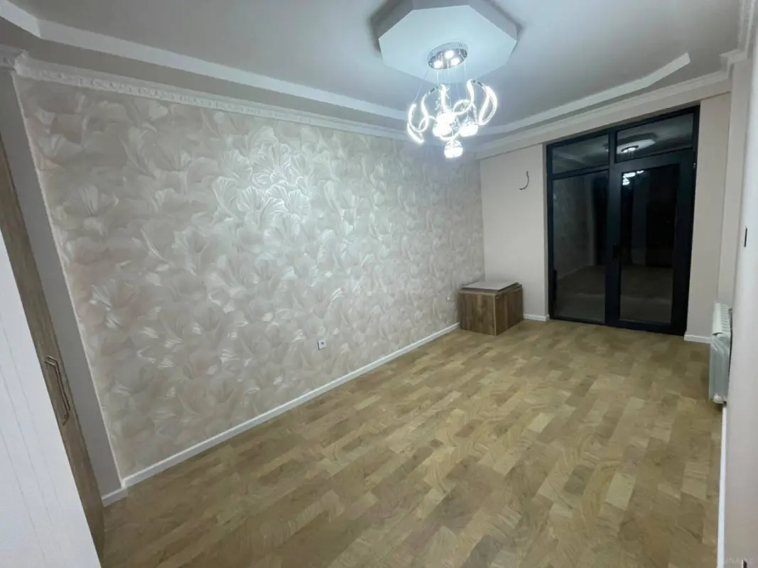 Satılır 2 otaqlı mənzil 69 m²