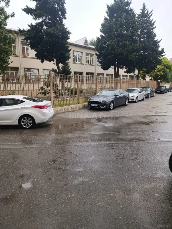 Satılır 3 otaqlı mənzil 120 m²