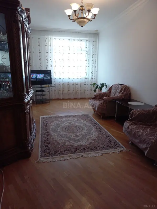 Satılır 3 otaqlı mənzil 115 m²