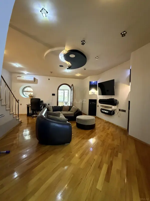 Kirayə verilir 3 otaqlı mənzil 120 m²