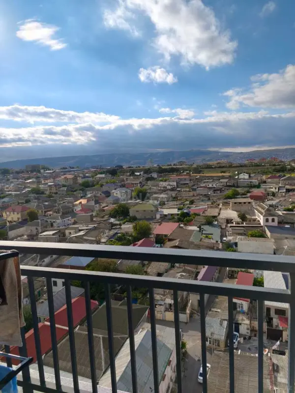 Satılır 2 otaqlı mənzil 49 m²
