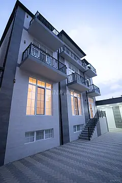 Satılır 8 otaqlı həyət evi 401 m² — Bakı, Həzi Aslanov qəs. 8 otaq 401.00 m²
