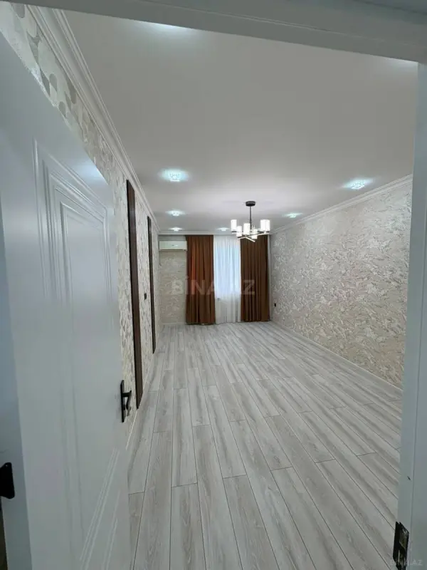 Satılır 2 otaqlı mənzil 61 m²