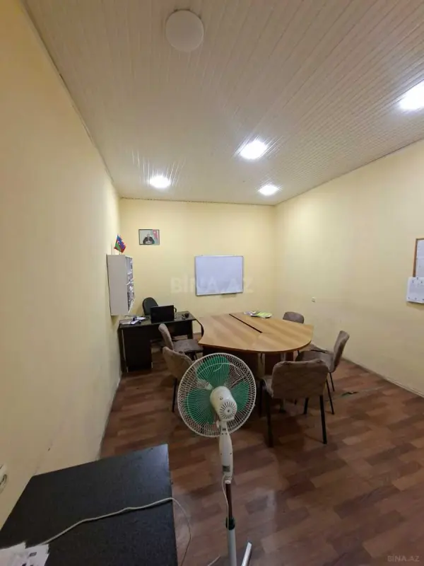 Kirayə verilir 3 otaqlı ofis 90 m²