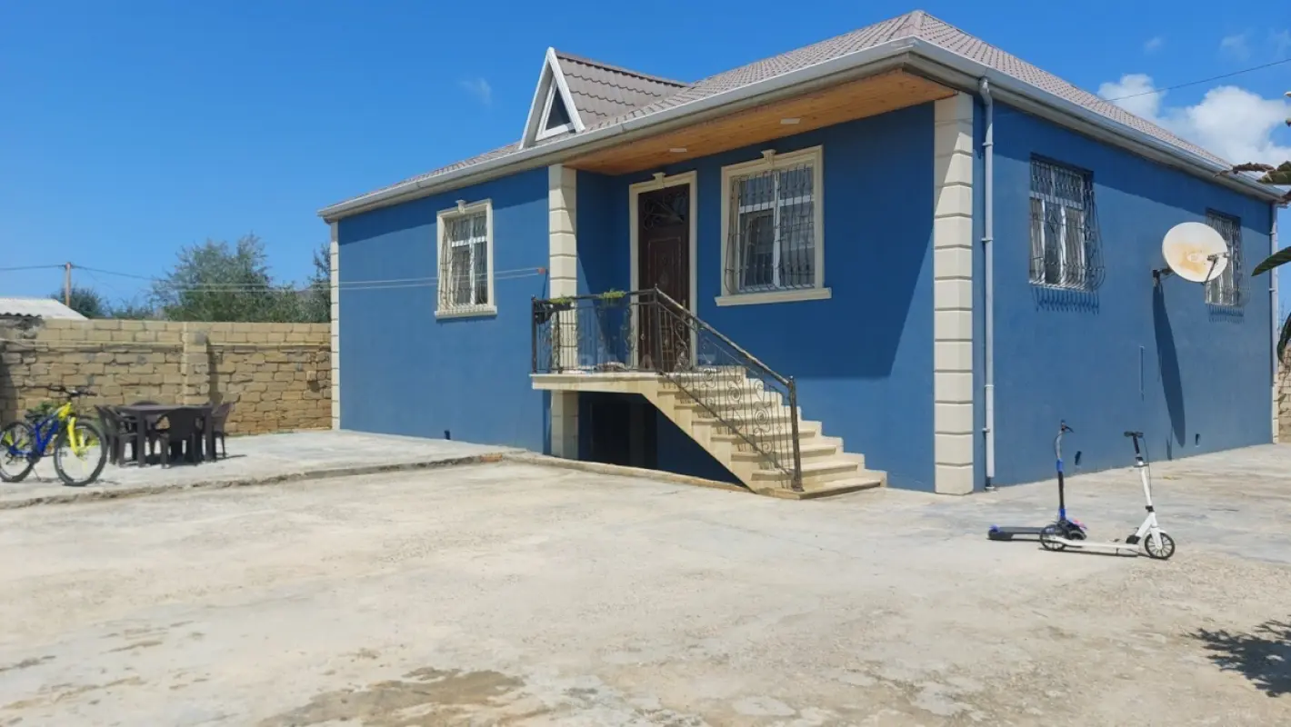 Satılır 4 otaqlı həyət evi 160 m²