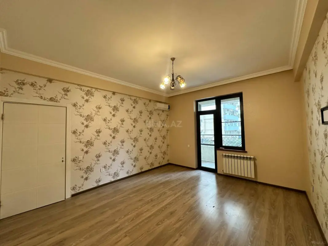 Kirayə verilir 2 otaqlı mənzil 85 m²