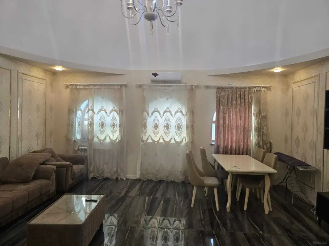 Kirayə verilir 2 otaqlı mənzil 64 m²