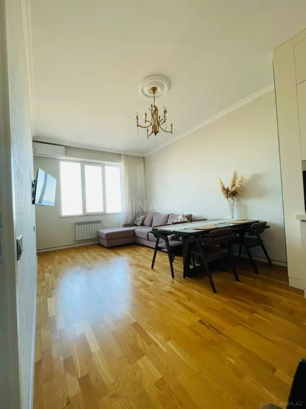 Satılır 2 otaqlı mənzil 49 m²