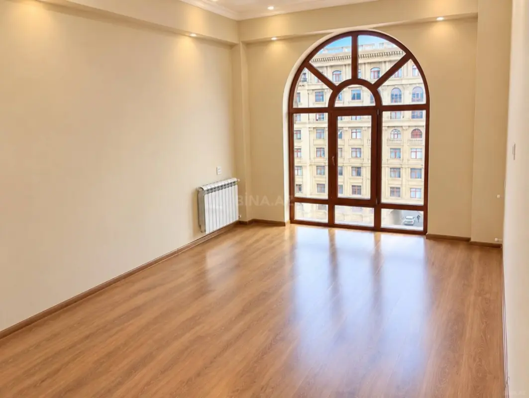 Kirayə verilir 3 otaqlı mənzil 92 m²