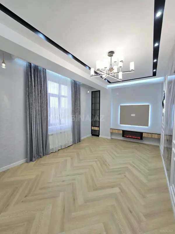 Satılır 2 otaqlı mənzil 77 m²