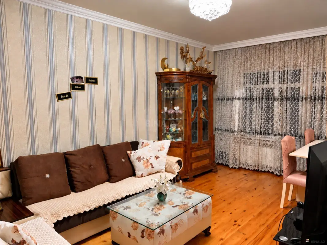 Satılır 2 otaqlı mənzil 66 m²