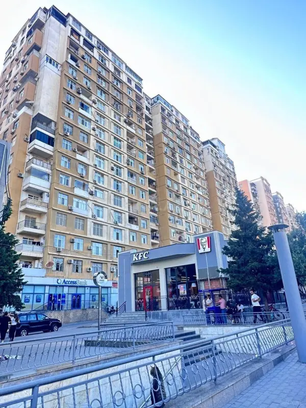 Satılır 3 otaqlı mənzil 64 m²