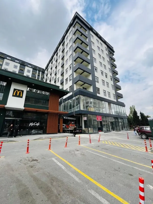 Satılır 2 otaqlı mənzil 47 m²