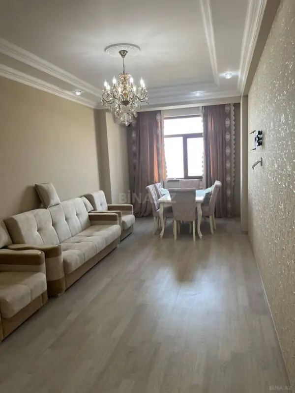 Satılır 2 otaqlı mənzil 74 m²