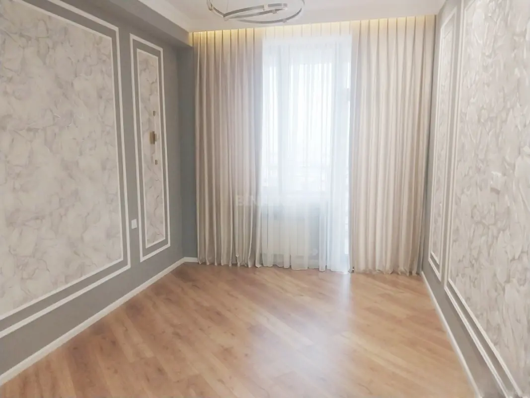 Satılır 2 otaqlı mənzil 66 m²