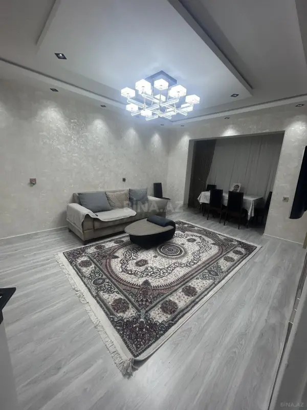 Kirayə verilir 5 otaqlı mənzil 100 m²