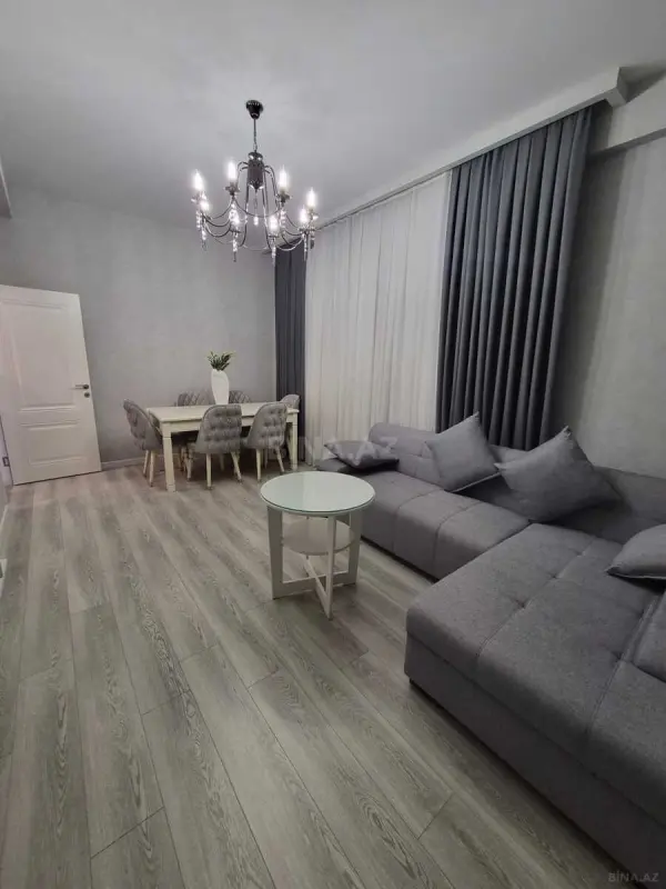Kirayə verilir 2 otaqlı mənzil 84 m²