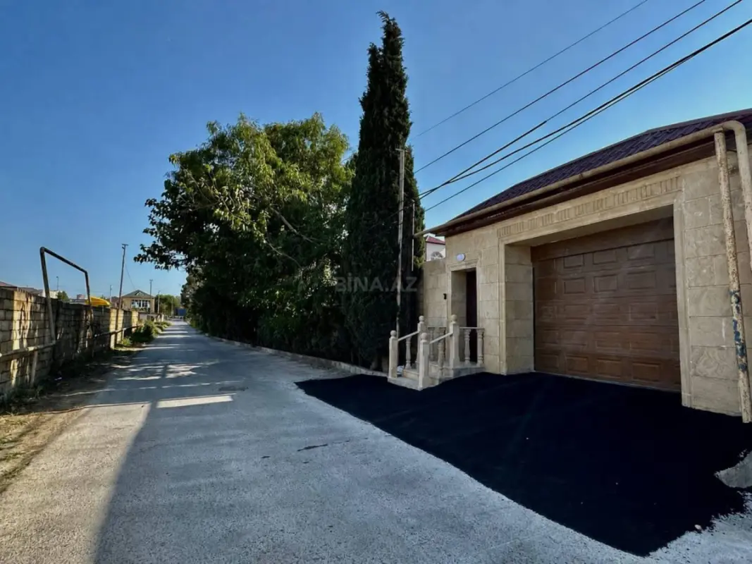 Satılır 6 otaqlı həyət evi 260 m²
