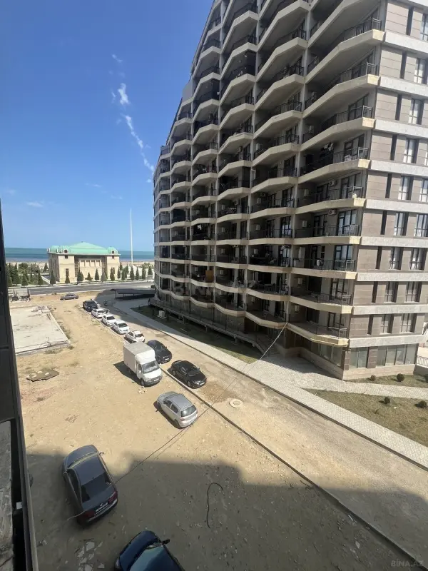 Satılır 2 otaqlı mənzil 69.8 m²