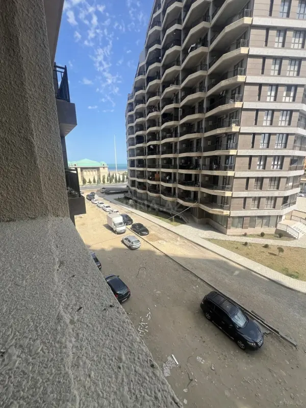 Satılır 1 otaqlı mənzil 38.3 m²