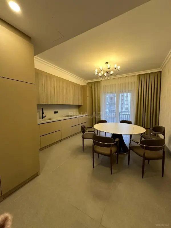 Kirayə verilir 2 otaqlı mənzil 100.2 m²