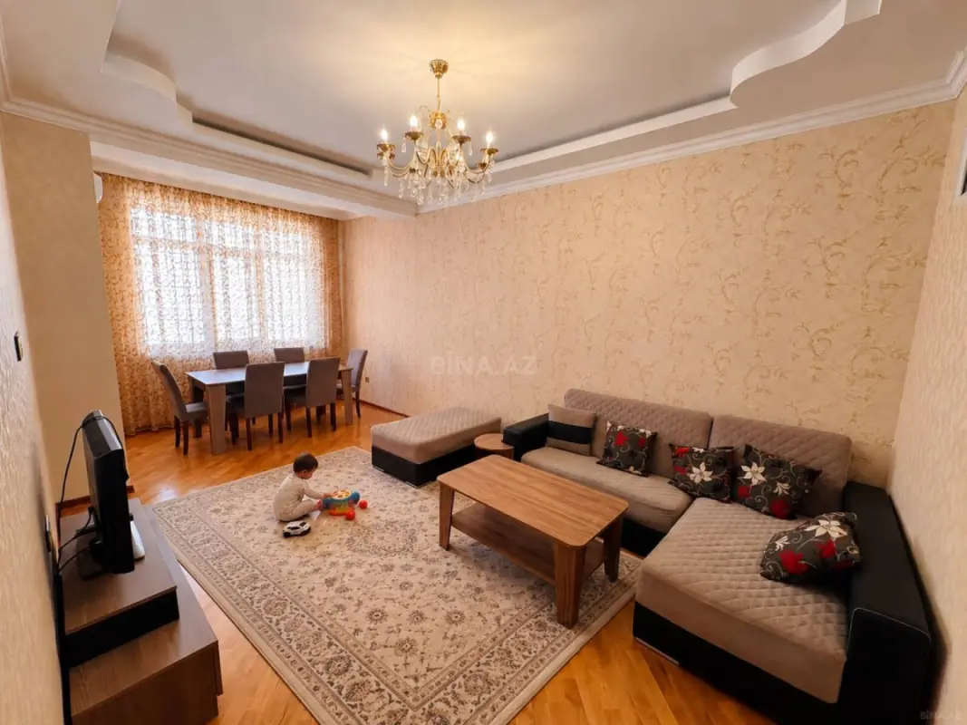 Kirayə verilir 2 otaqlı mənzil 74.6 m²