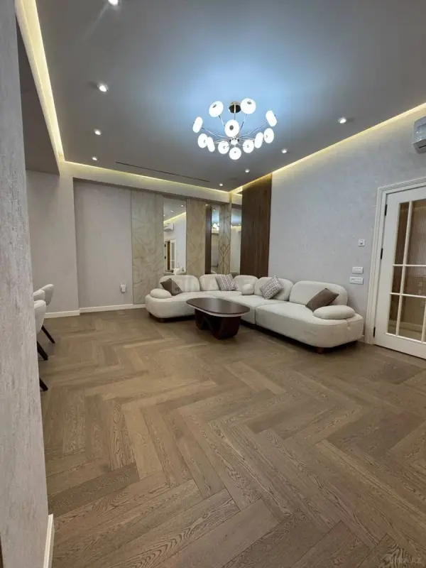 Kirayə verilir 3 otaqlı mənzil 170 m²