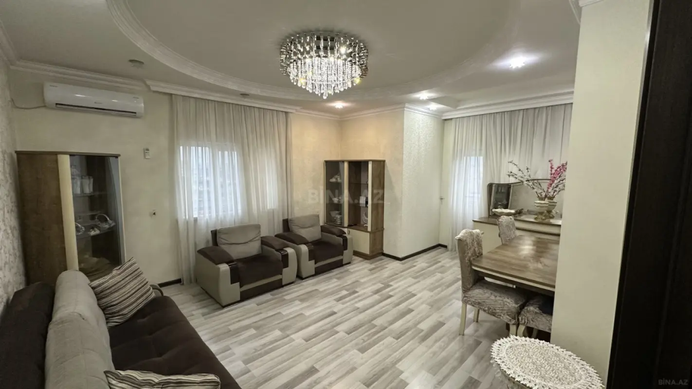 Satılır 3 otaqlı mənzil 120 m²