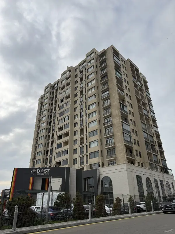 Satılır 3 otaqlı mənzil 167.2 m²