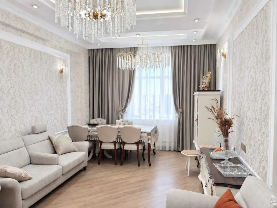 Satılır 3 otaqlı mənzil 94 m²