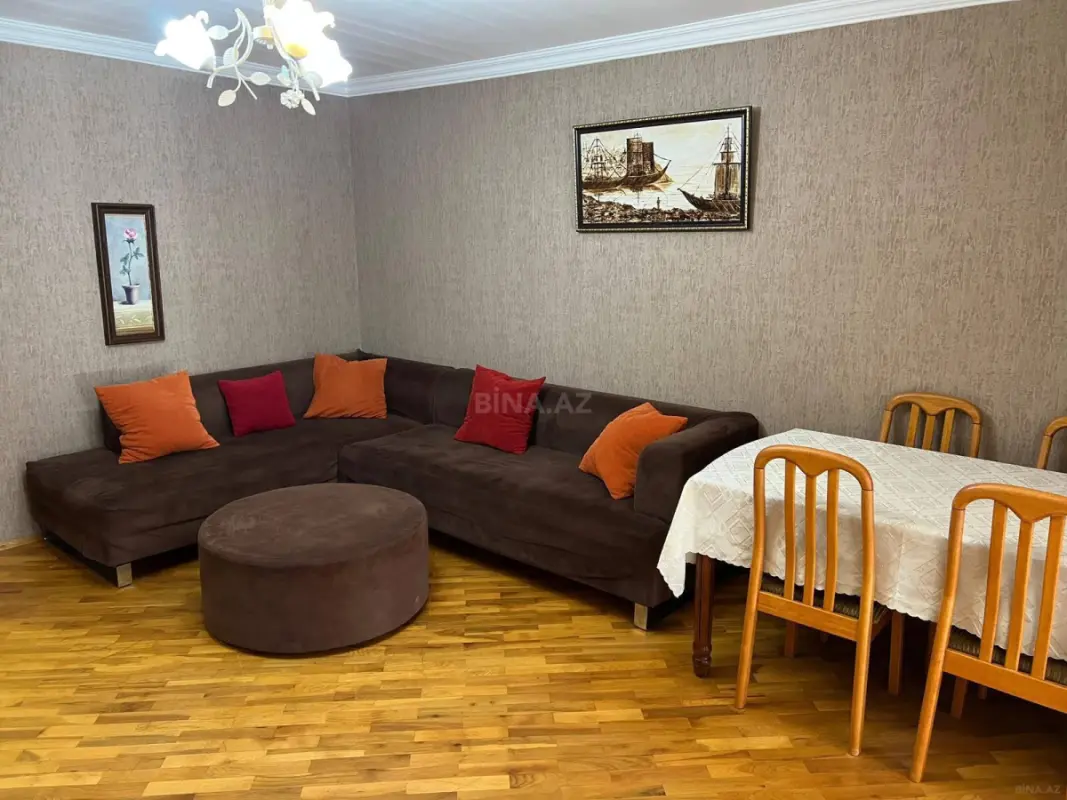 Kirayə verilir 3 otaqlı mənzil 100 m²