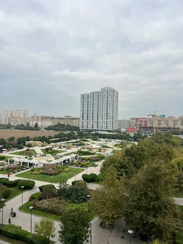 Satılır 1 otaqlı mənzil 33 m²