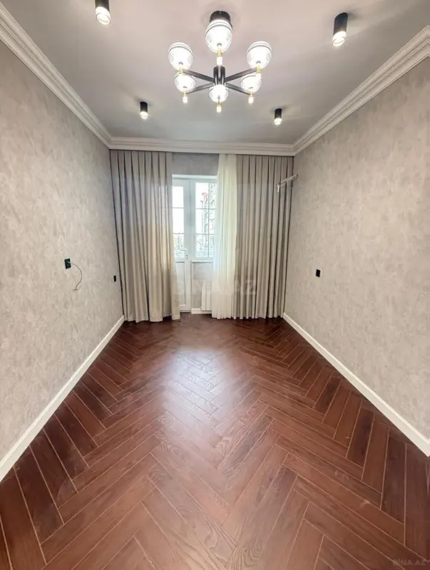Satılır 3 otaqlı mənzil 85 m²