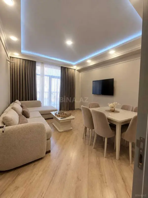 Kirayə verilir 2 otaqlı mənzil 90 m²