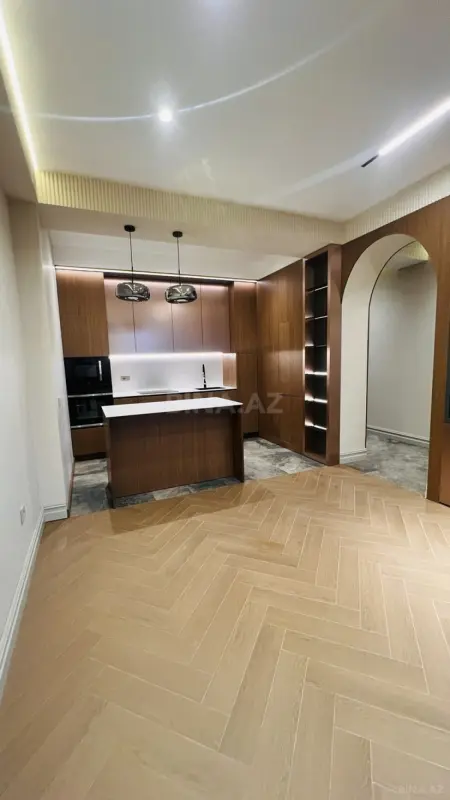 Satılır 1 otaqlı mənzil 65 m²